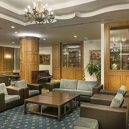 Hotel Oezkaymak Select