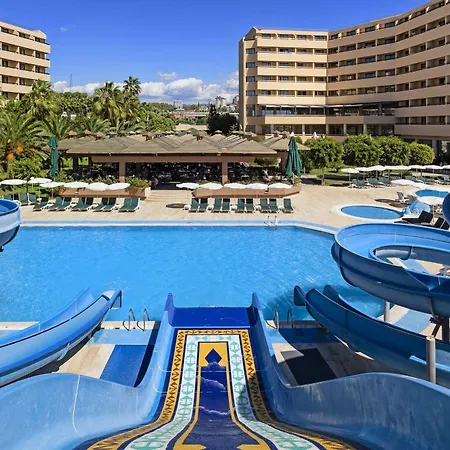 Oezkaymak Select Hotel